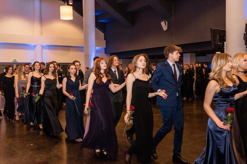 Studniówka maturzystów VII LO we Wrocławiu