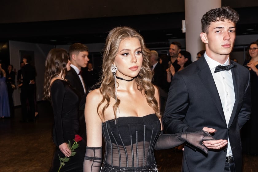 Studniówka maturzystów VII LO we Wrocławiu