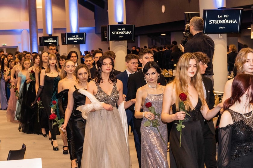 Studniówka maturzystów VII LO we Wrocławiu