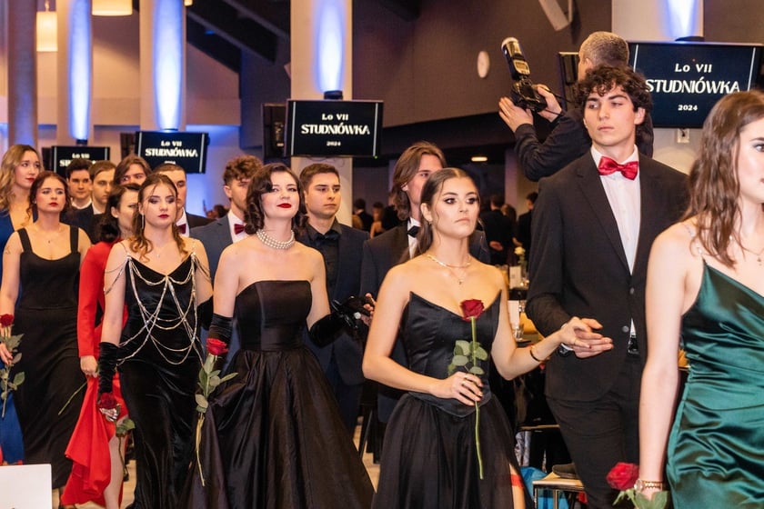 Studniówka maturzystów VII LO we Wrocławiu