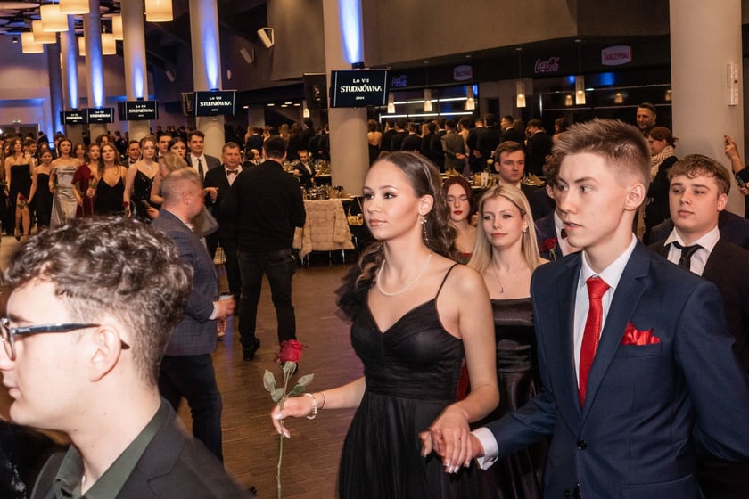 Studniówka maturzystów VII LO we Wrocławiu