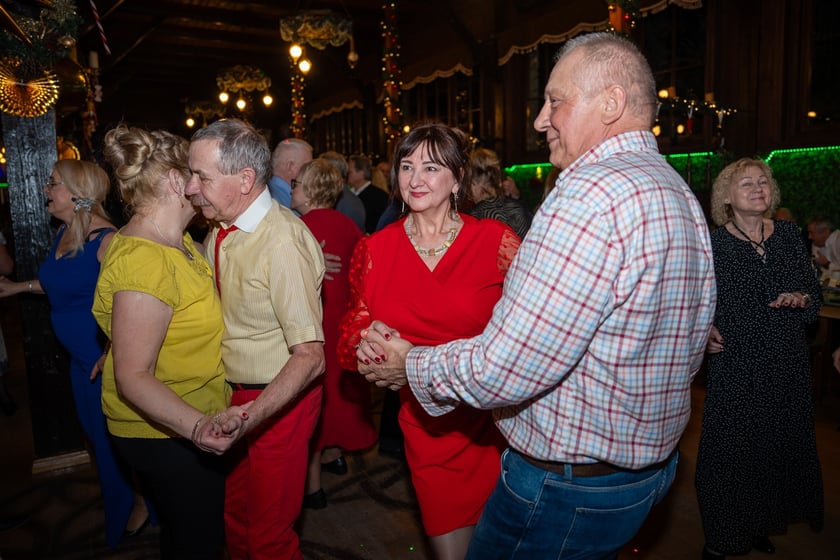 Walentynkowy bal seniorów