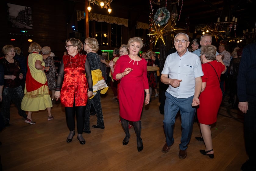 Walentynkowy bal seniorów