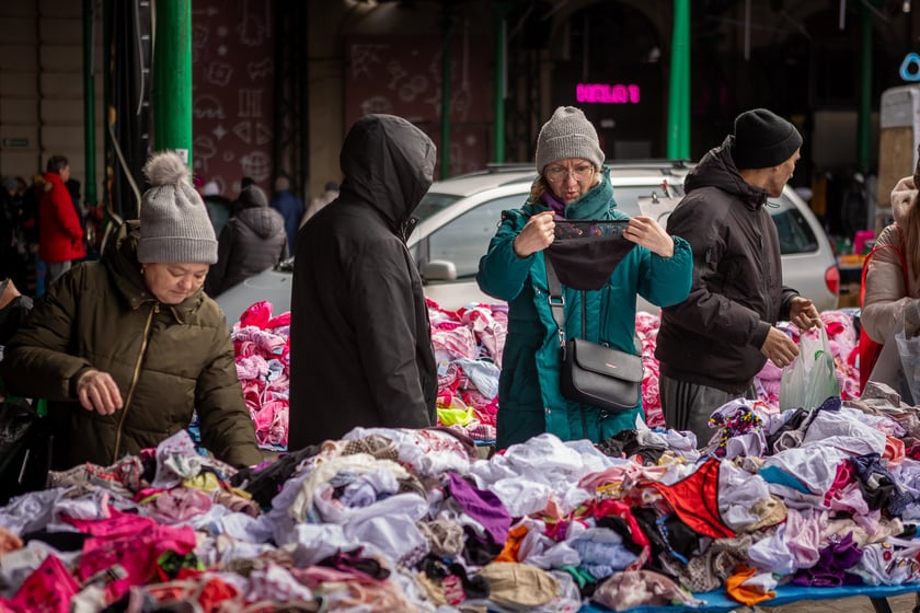 Bazar na dworcu Świebodzkim, luty 2024
