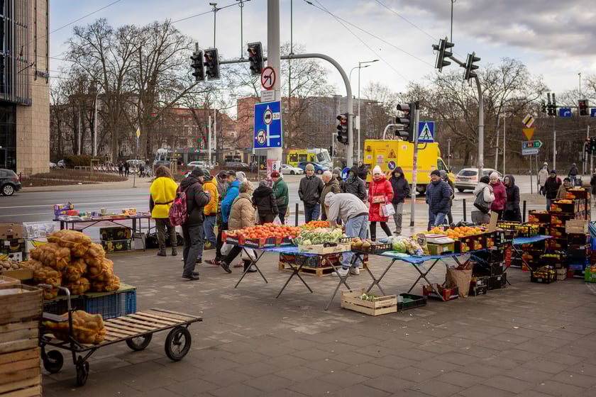 Bazar na dworcu Świebodzkim, luty 2024