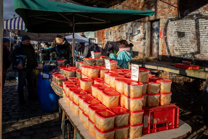 Bazar na dworcu Świebodzkim, luty 2024