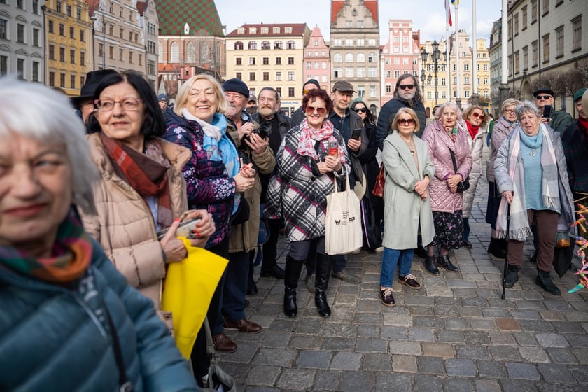 Odsłonięcie krasnala Stanisława Wolskiego