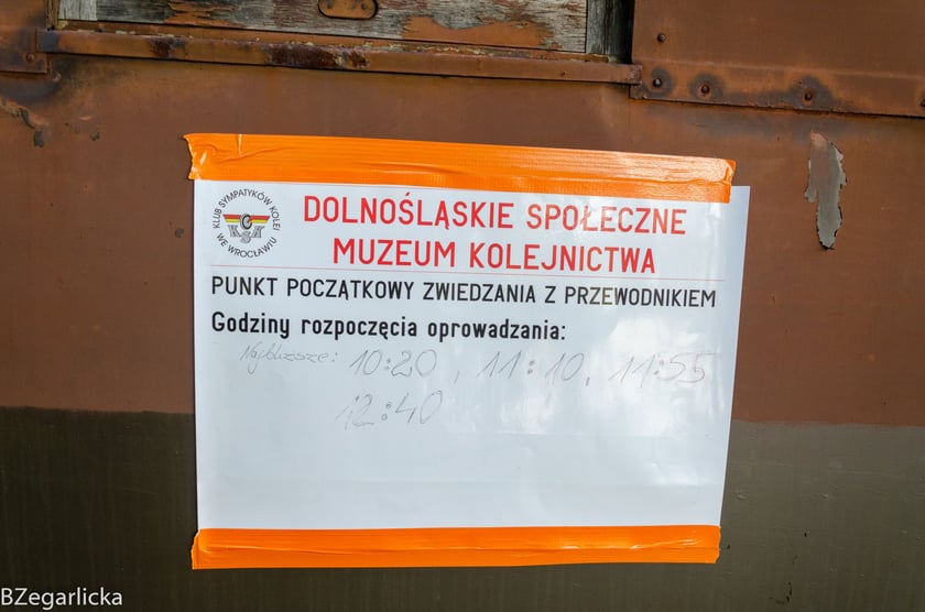 Wystawa lokomotyw i wagonów zorganizowana przez Klub Sympatyków Kolei we Wrocławiu