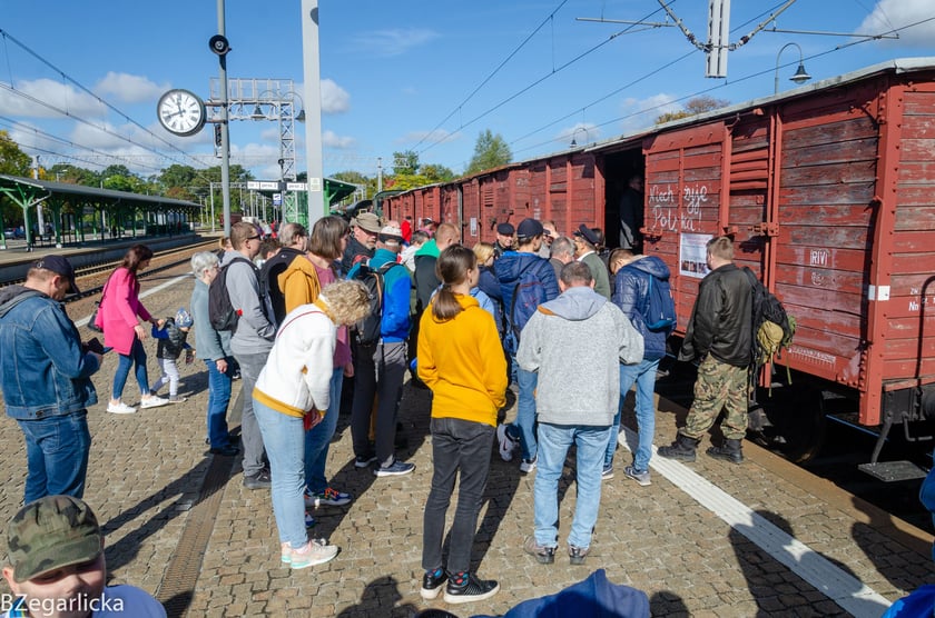Wystawa lokomotyw i wagonów zorganizowana przez Klub Sympatyków Kolei we Wrocławiu