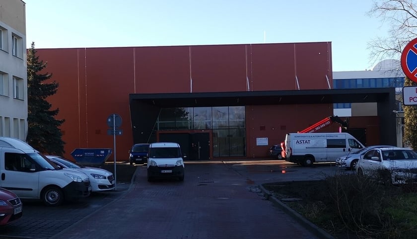 nowa hala Instytutu Łączności - PIB