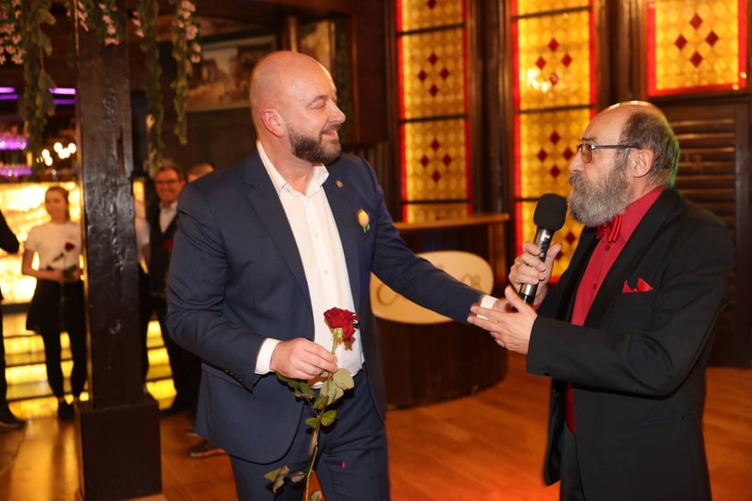 Bal z okazji Dnia Kobiet - Rock'n'rollowa Dama - lata 50. w Restauracji Letniej