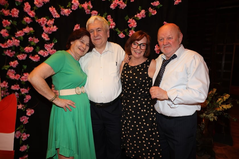 Bal z okazji Dnia Kobiet - Rock'n'rollowa Dama - lata 50. w Restauracji Letniej