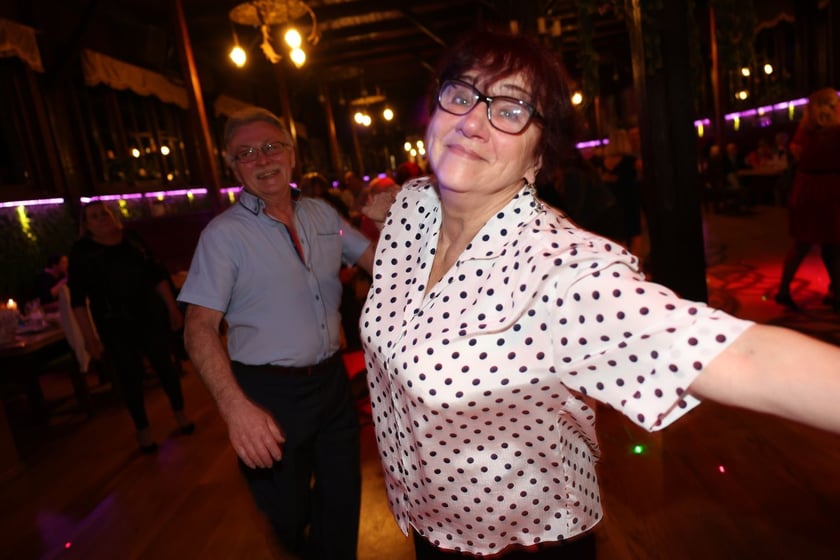 Bal z okazji Dnia Kobiet - Rock'n'rollowa Dama - lata 50. w Restauracji Letniej
