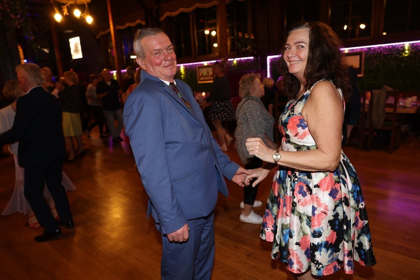 Bal z okazji Dnia Kobiet - Rock'n'rollowa Dama - lata 50. w Restauracji Letniej