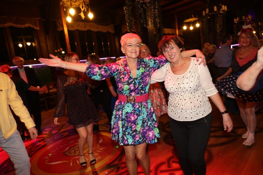 Bal z okazji Dnia Kobiet - Rock'n'rollowa Dama - lata 50. w Restauracji Letniej