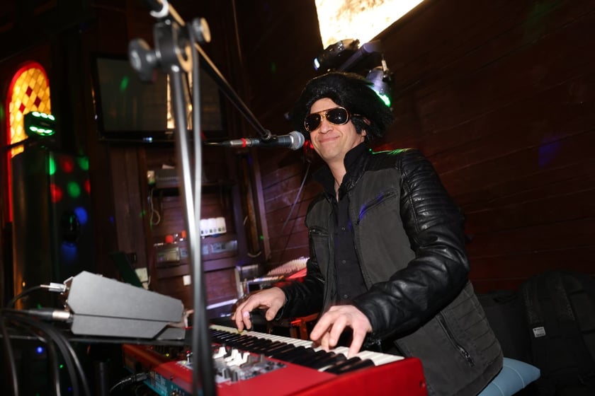 Bal z okazji Dnia Kobiet - Rock'n'rollowa Dama - lata 50. w Restauracji Letniej