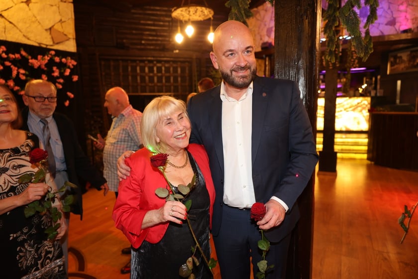 Bal z okazji Dnia Kobiet - Rock'n'rollowa Dama - lata 50. w Restauracji Letniej