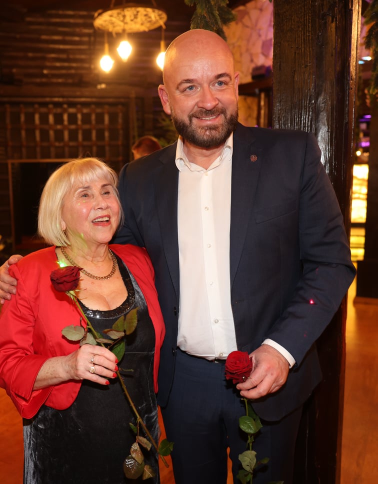 Bal z okazji Dnia Kobiet - Rock'n'rollowa Dama - lata 50. w Restauracji Letniej