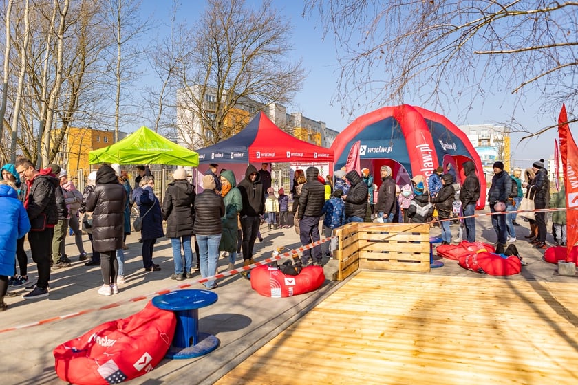 Dzień otwarty na budowie zespołu szkolno-przedszkolnego przy ul. Cynamonowej