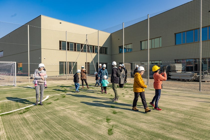 Dzień otwarty na budowie zespołu szkolno-przedszkolnego przy ul. Cynamonowej