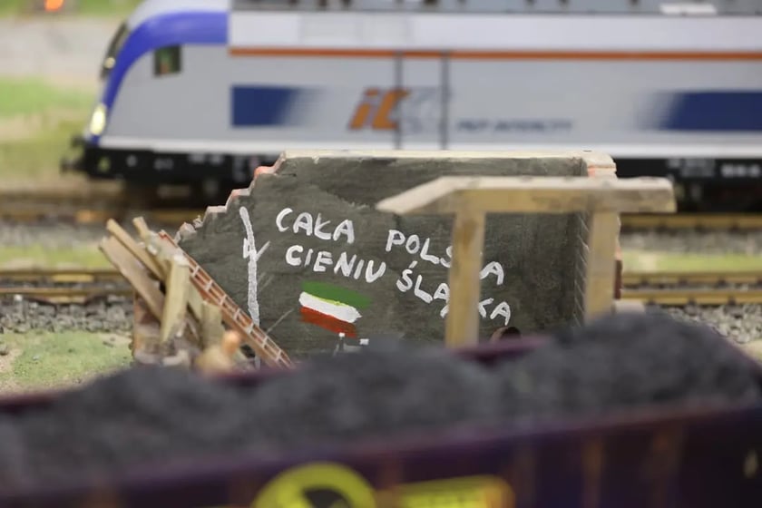 "Cała Polska w cieniu Śląska"