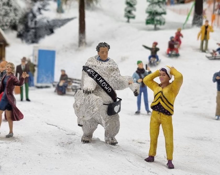 Słynny miś z Krup&oacute;wek już w Kolejkowie
