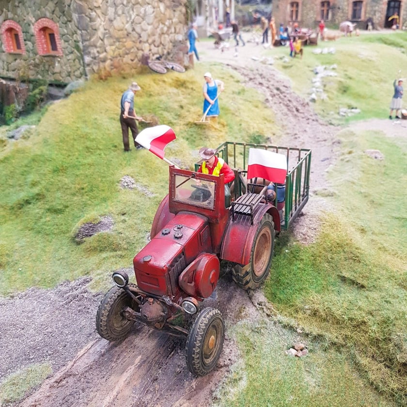 Na makiecie Kolejkowa ostatnio pojawił się strajk rolników, którzy protestują w całym kraju na swoich traktorach