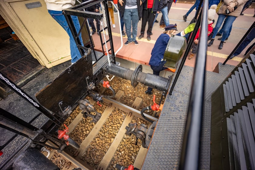 Pociąg retro, czyli kolejowe zakamarki Wrocławia - otwarcie sezonu 2024