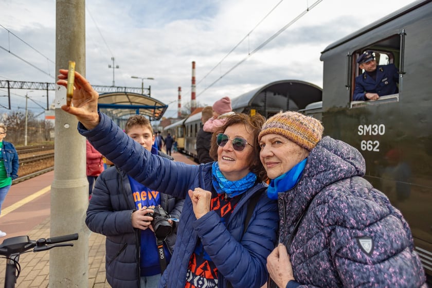 Pociąg retro, czyli kolejowe zakamarki Wrocławia - otwarcie sezonu 2024