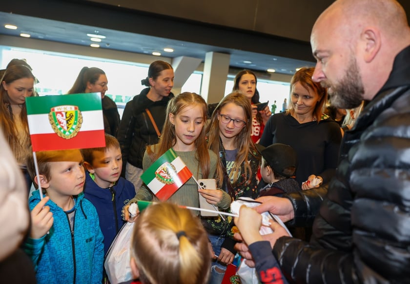 Wielkanocne Paczki Dobrych Relacji 2024