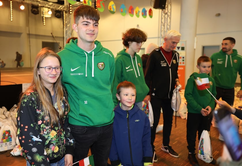 Wielkanocne Paczki Dobrych Relacji 2024