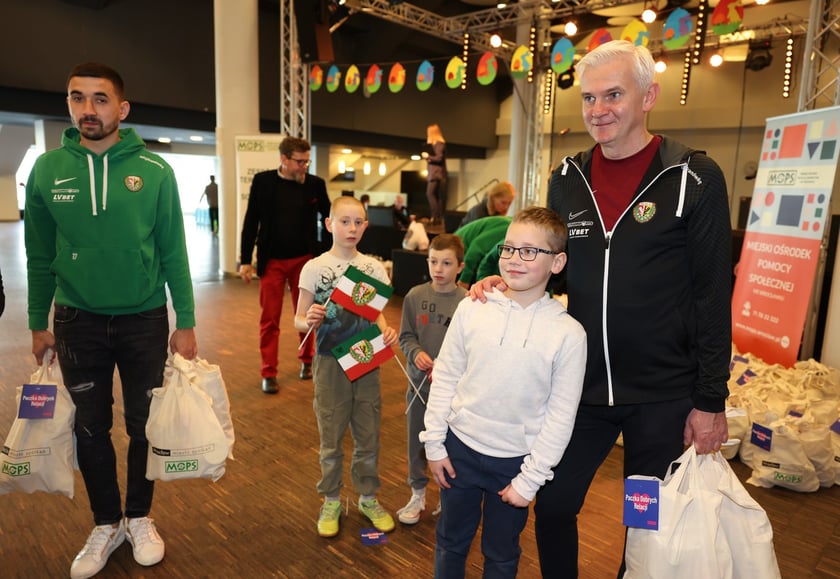 Wielkanocne Paczki Dobrych Relacji 2024