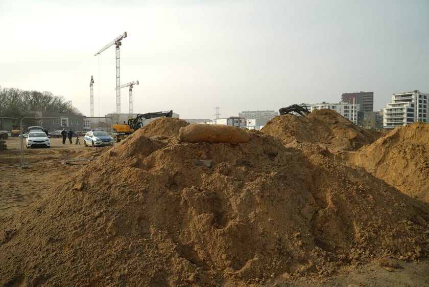 Niewybuch przy ul. Białowieskiej