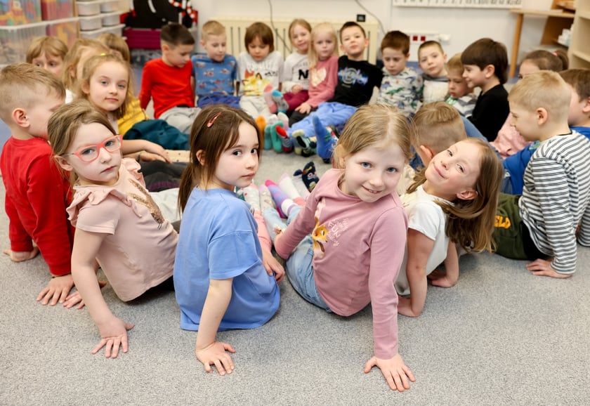 Dzień kolorowej skarpetki w Przedszkolu nr 17 we Wrocławiu