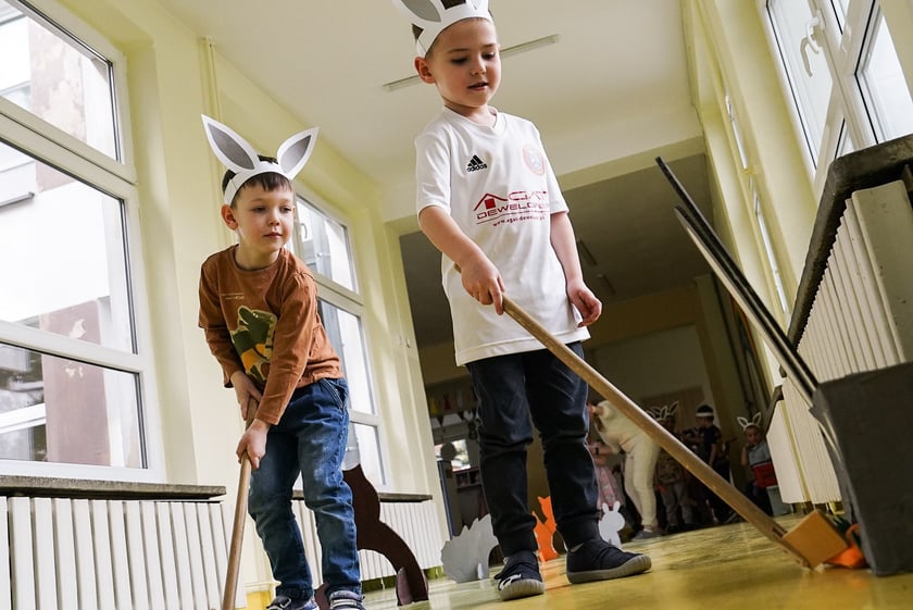 Spotkanie z Zajączkiem w Przedszkolu nr 149 „Tęczowa Polanka”