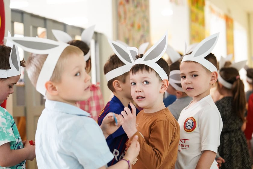 Spotkanie z Zajączkiem w Przedszkolu nr 149 „Tęczowa Polanka”