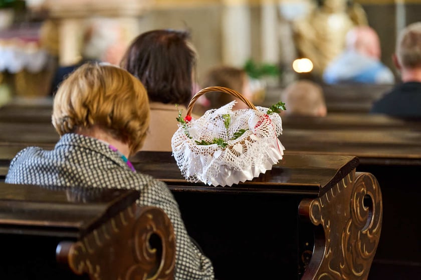 Swięcenie pokarmów w kościołach we Wrocławiu
