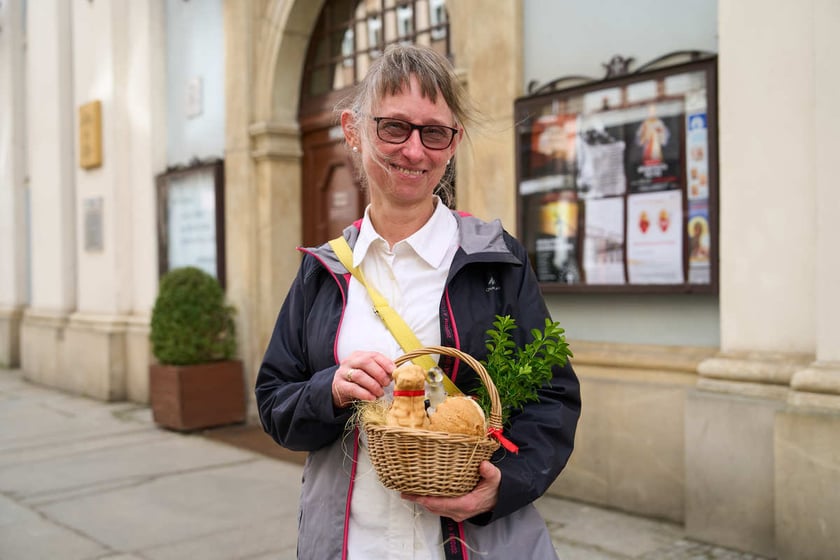 Swięcenie pokarmów w kościołach we Wrocławiu