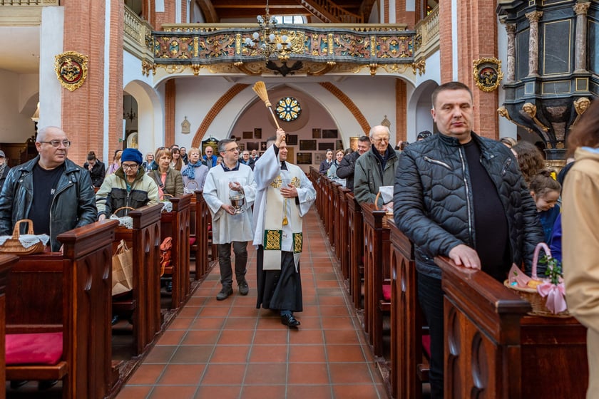 Święcenie pokarmów w kościołach we Wrocławiu