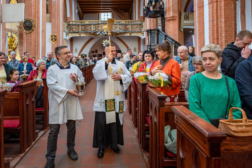 Święcenie pokarmów w kościołach we Wrocławiu