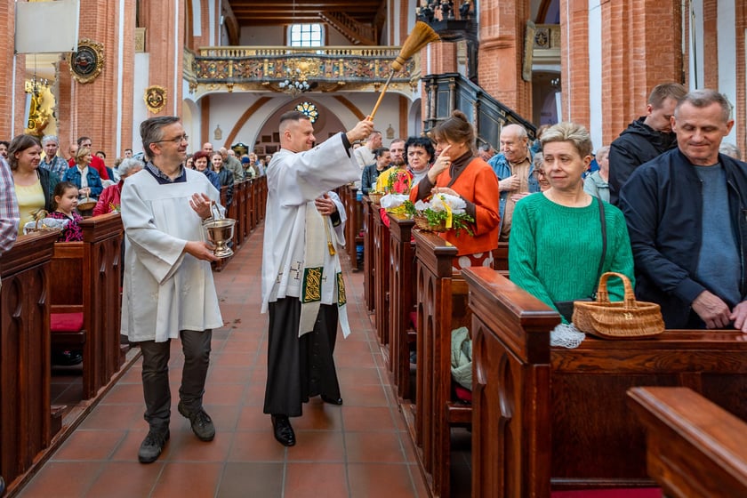 Święcenie pokarmów w kościołach we Wrocławiu