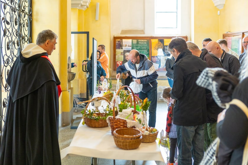 Święcenie pokarmów w kościołach we Wrocławiu