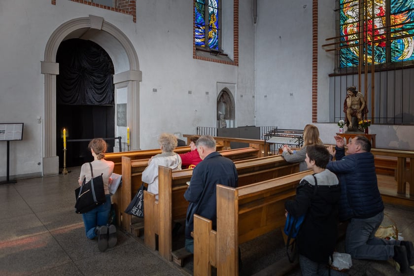 Grób pański w kościele dominikanów we Wrocławiu