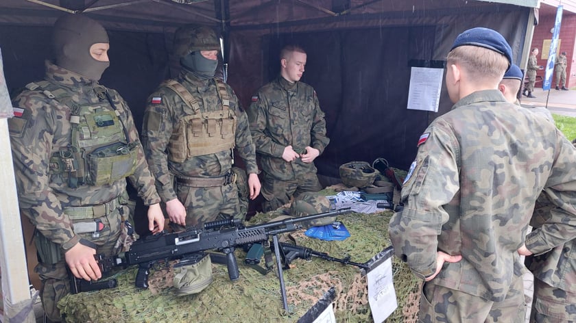 Spartakiada szk&oacute;ł mundurowych wojew&oacute;dztw dolnośląskiego i opolskiego