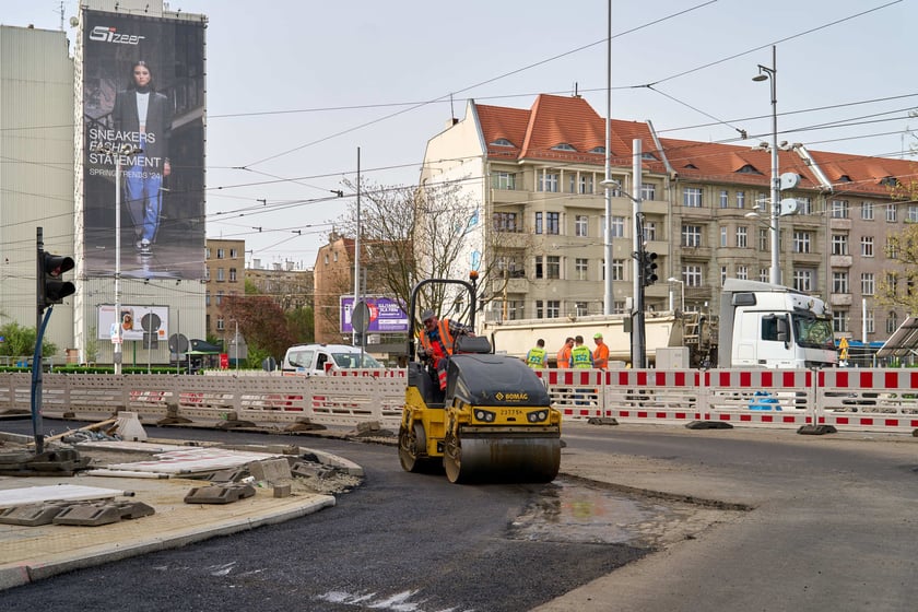 Przebudowa ul. Pomorskiej i pl. Staszica
