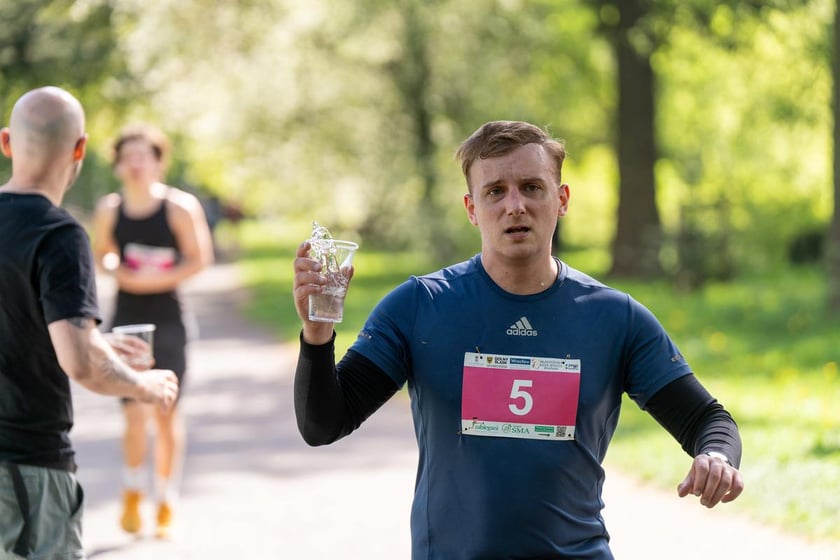 Charytatywny bieg "Mięśnie dla mięśni" w parku Grabiszyńskim