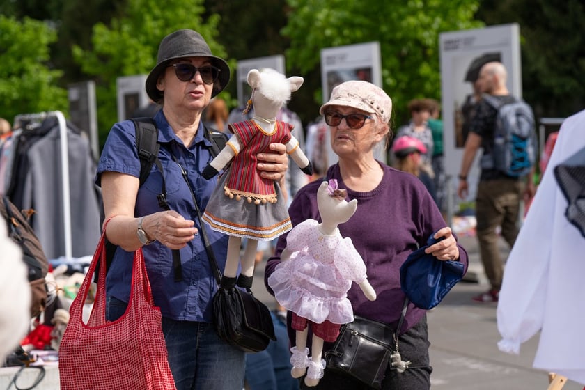 Pchli targ przy Centrum Historii Zjezdnia we Wrocławiu