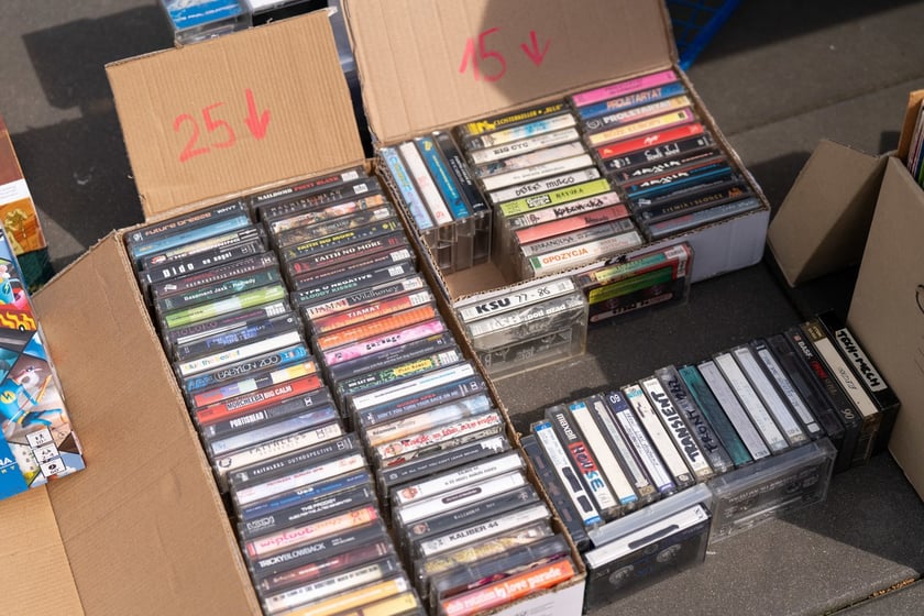 Pchli targ przy Centrum Historii Zjezdnia we Wrocławiu