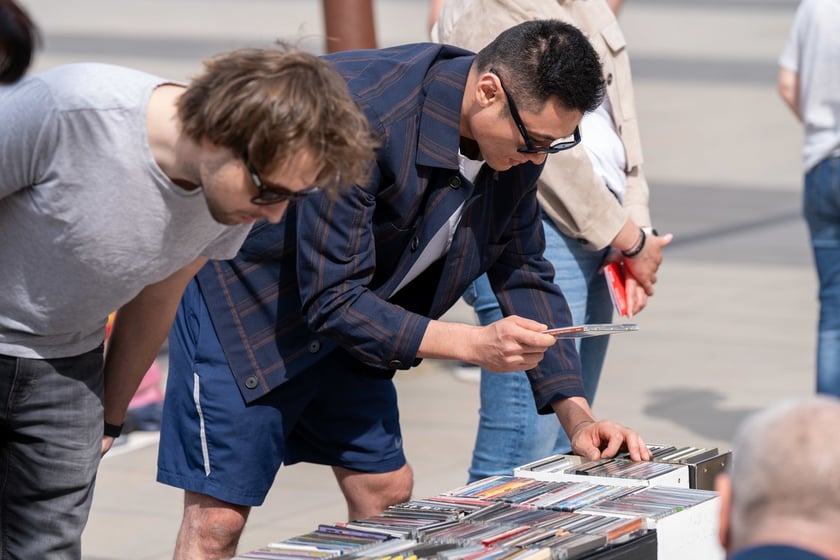 Pchli targ przy Centrum Historii Zjezdnia we Wrocławiu