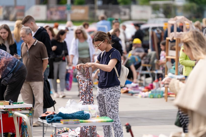 Pchli targ przy Centrum Historii Zjezdnia we Wrocławiu